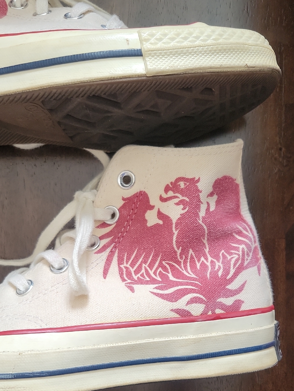 Converse Off-White High-Top Gamecock Dragon Sneakers size 7 Women's - Picture 2 of 9